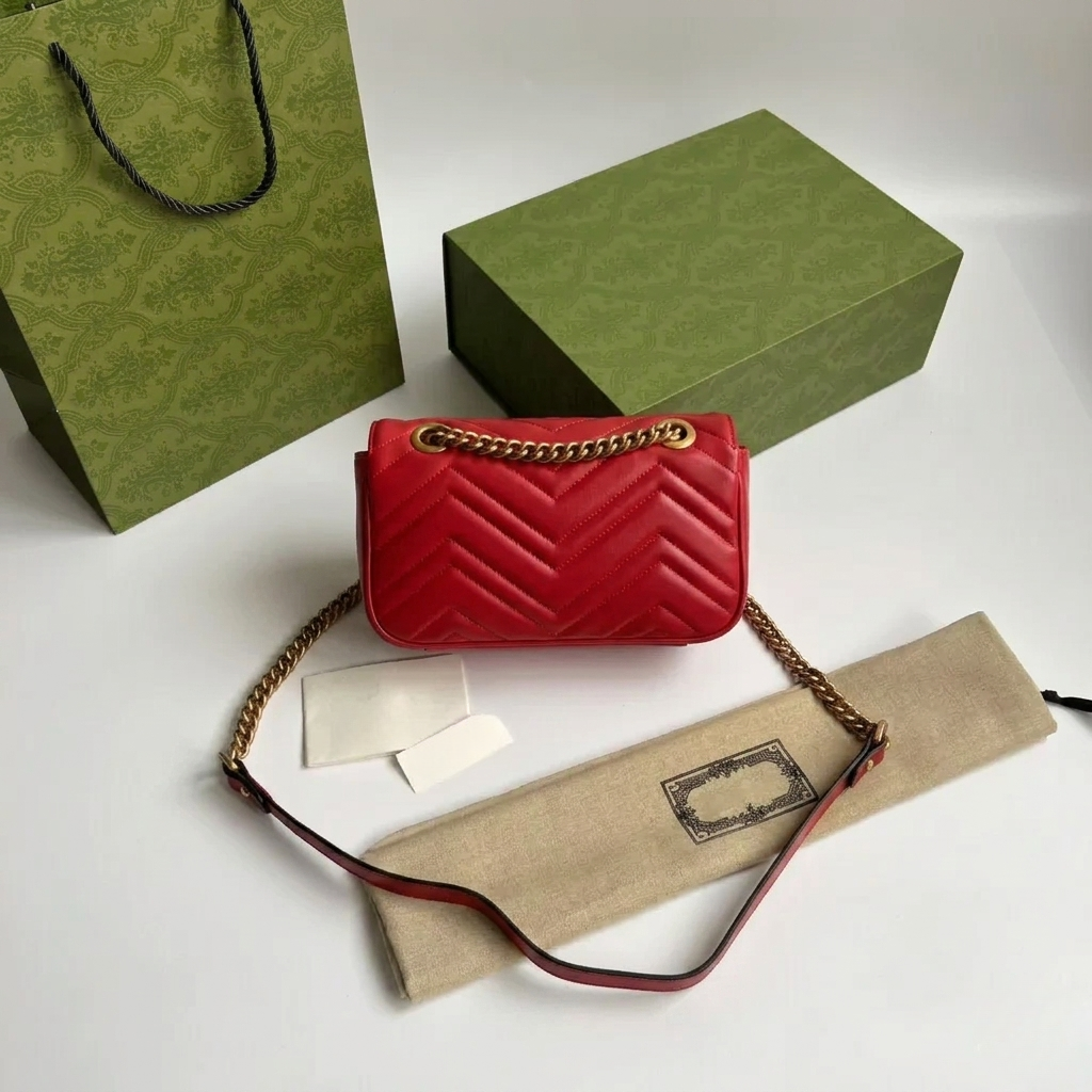 Chevron Quilted Shoulder Bag Red