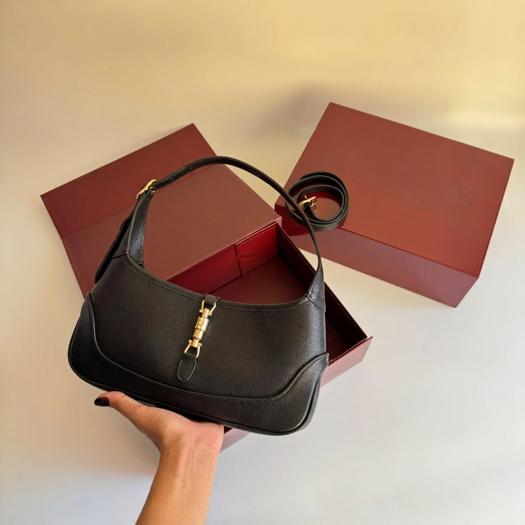 Slim Canvas Shoulder Bag Black