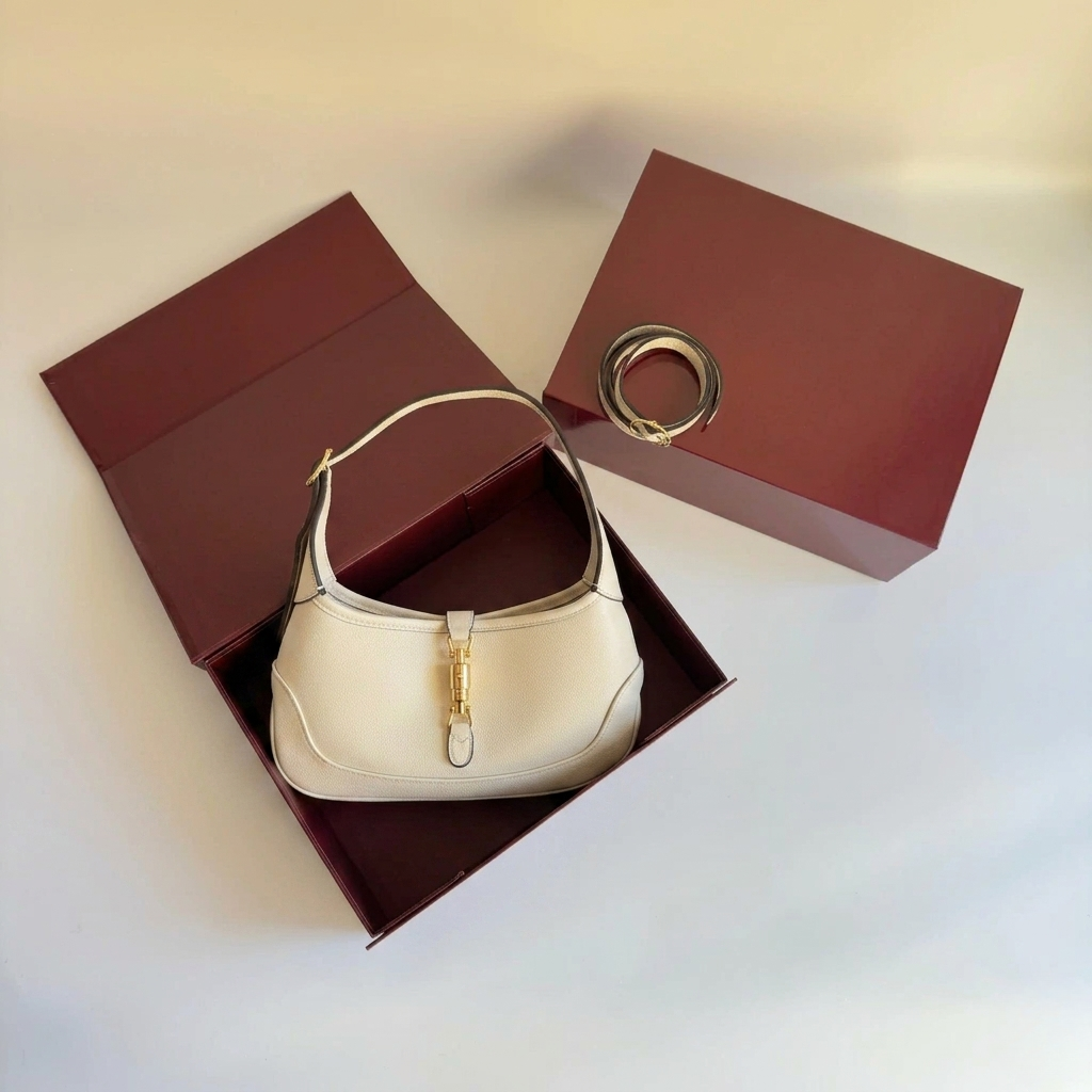 Slim Canvas Shoulder Bag Beige